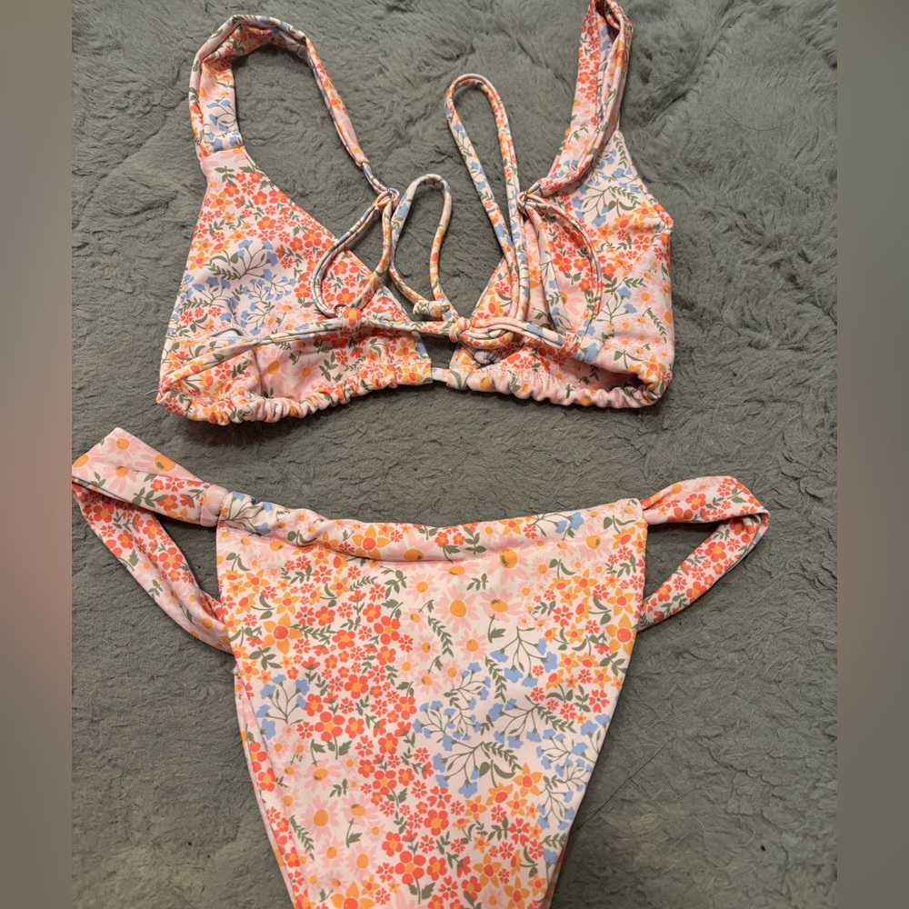 SHEIN Bikini - Picture 4 of 4